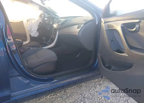 2016 Hyundai Elantra Se из США, поврежденный, VIN 5NPDH4AE5GH749319